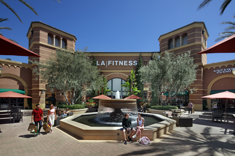 Woodbury Town Center Water Fountain